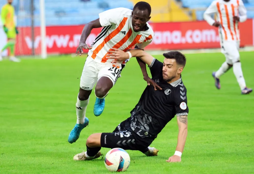  Adanaspor 1 puana sevindi...