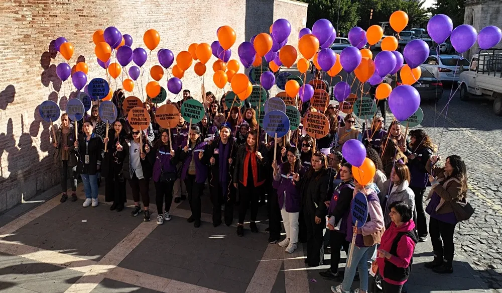 Adana’da kadına yönelik şiddete karşı mücadele 