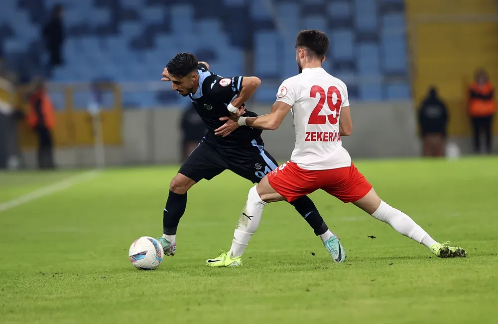 Adana Demirspor kupada moral buldu: 4-3