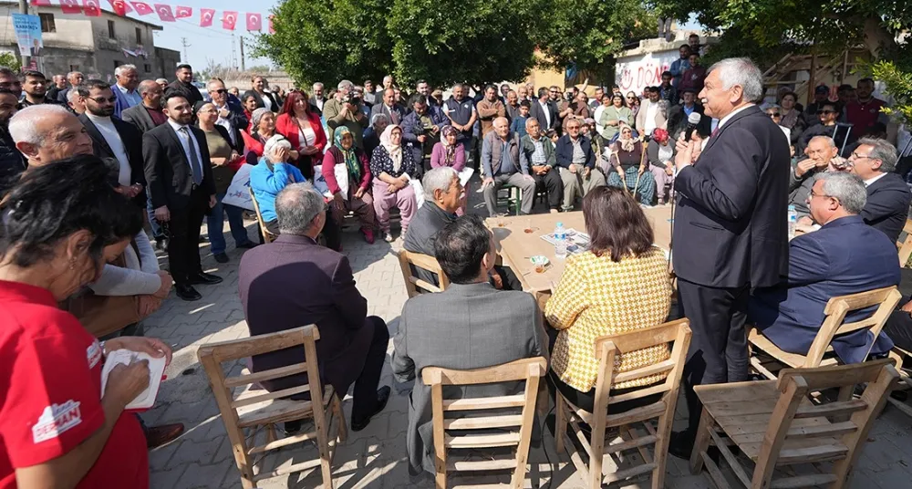  Zeydan Karalar, Karataş’ta da halkla bütünleşti...