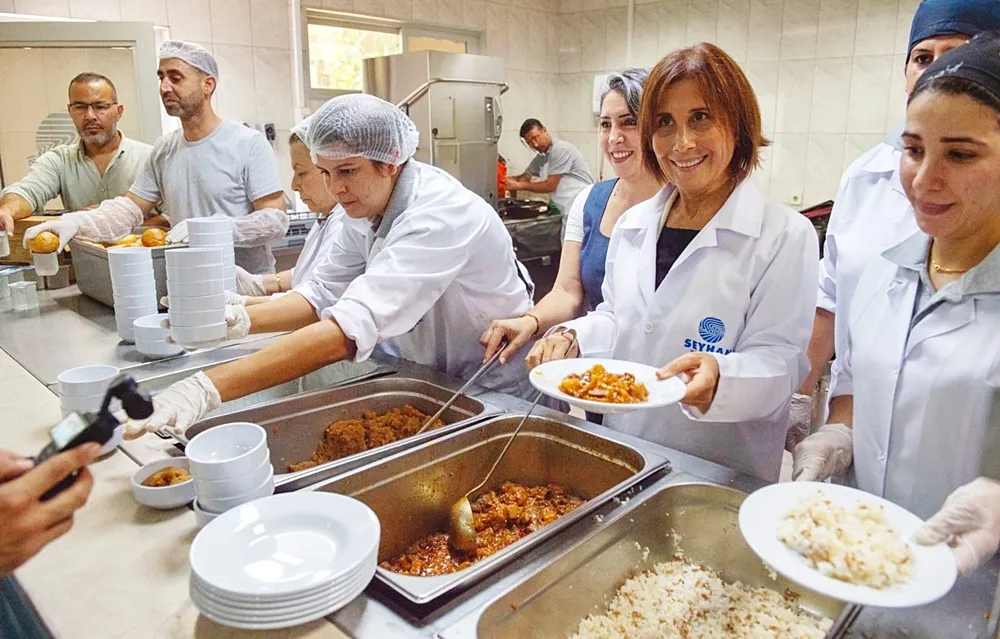 Oya Tekin, ‘Halkımıza nefes aldırmaya çalışıyoruz’