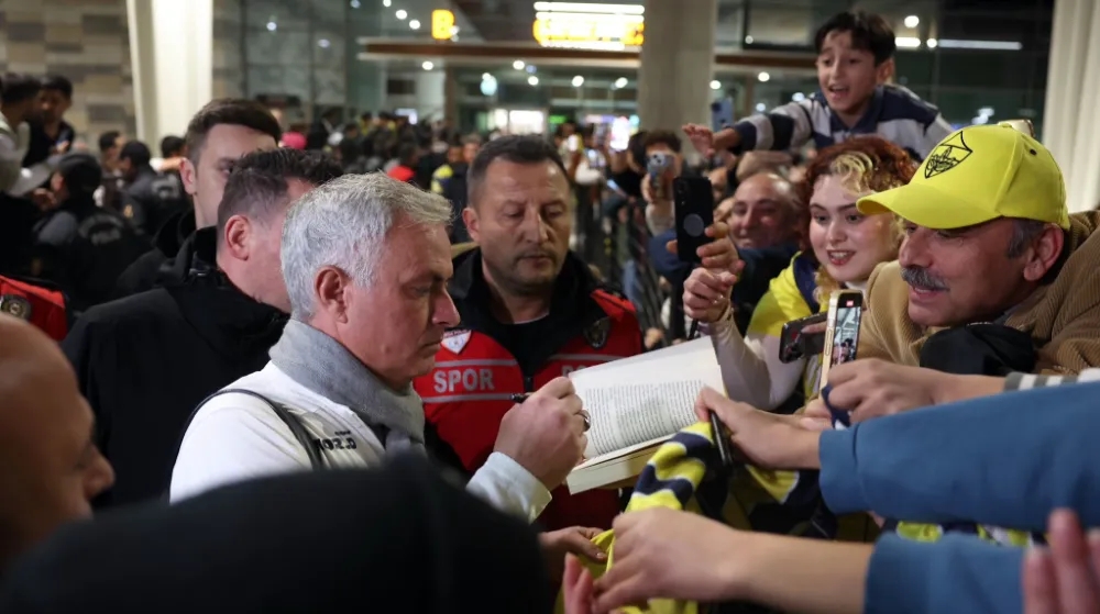 Fenerbahçe kafilesi, Adana’da!