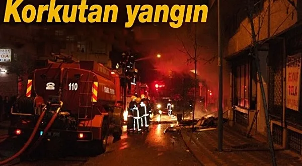  Çıra gibi yanan eve hortumla müdahale...