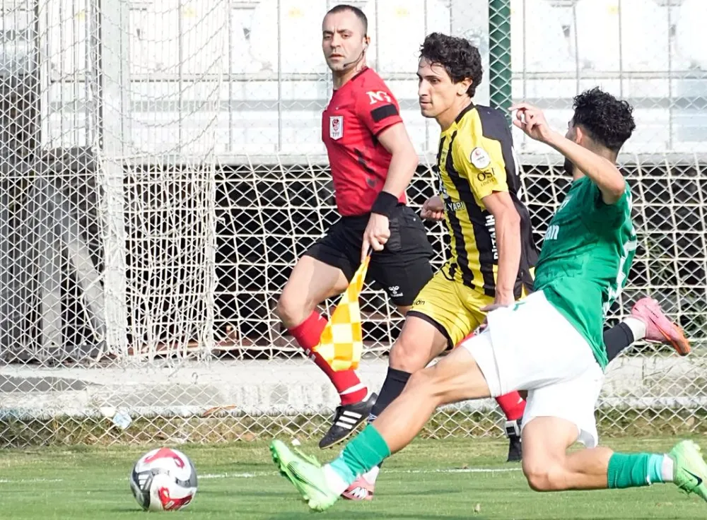 Adana 01-Muğla engelini  iki golle aştı: 2-1