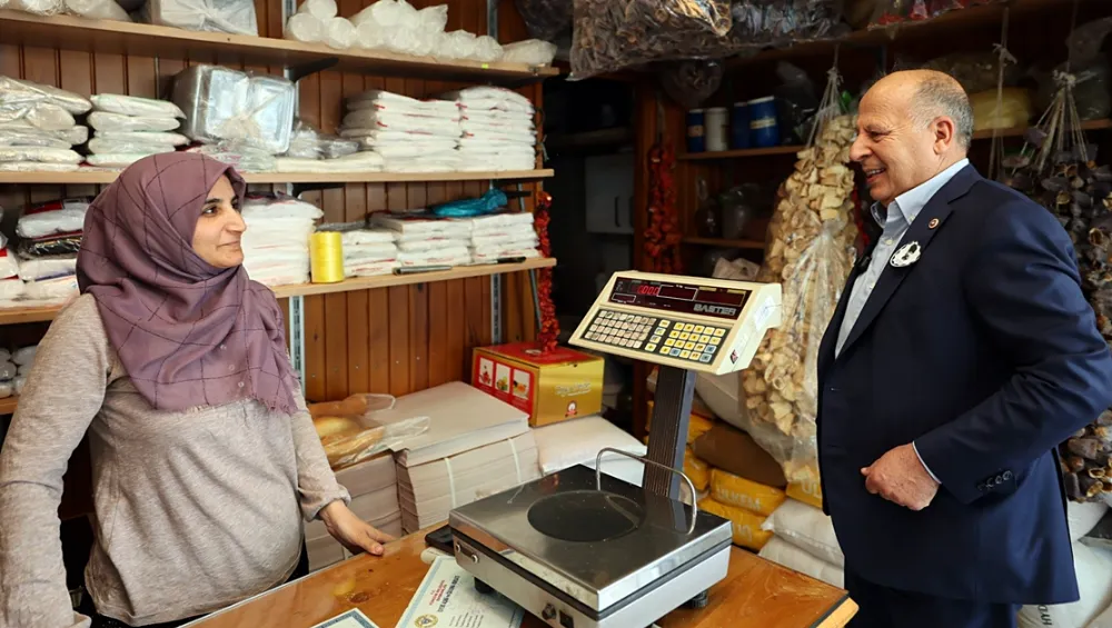 Başkan Ali Demirçalı, Kozan yolu esnafıyla buluştu