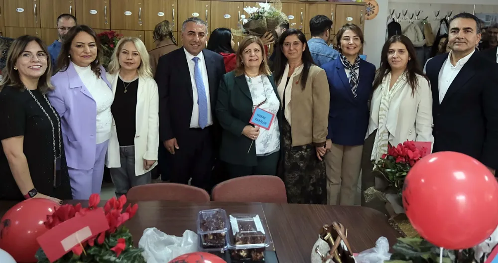 Güngör Geçer’den Öğretmenler Günü kutlaması