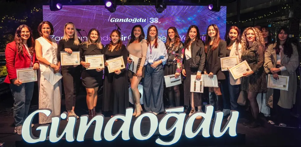 Gündoğdu’nun öğretmelerinden coşkulu kutlama 