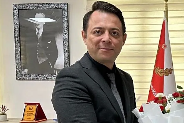  Yangında can veren komiser Adana