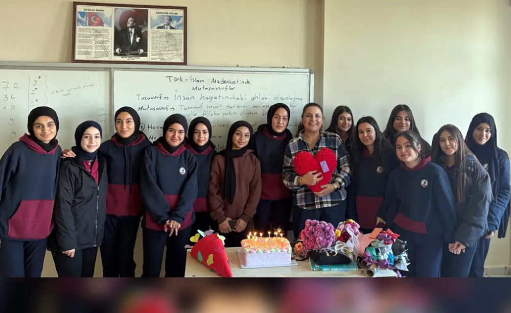 Duygu hocanın en  duygusal öğretmenler günü