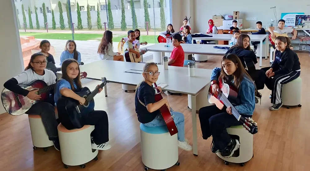 Sarıçam’da saz ve gitar kursları başladı...