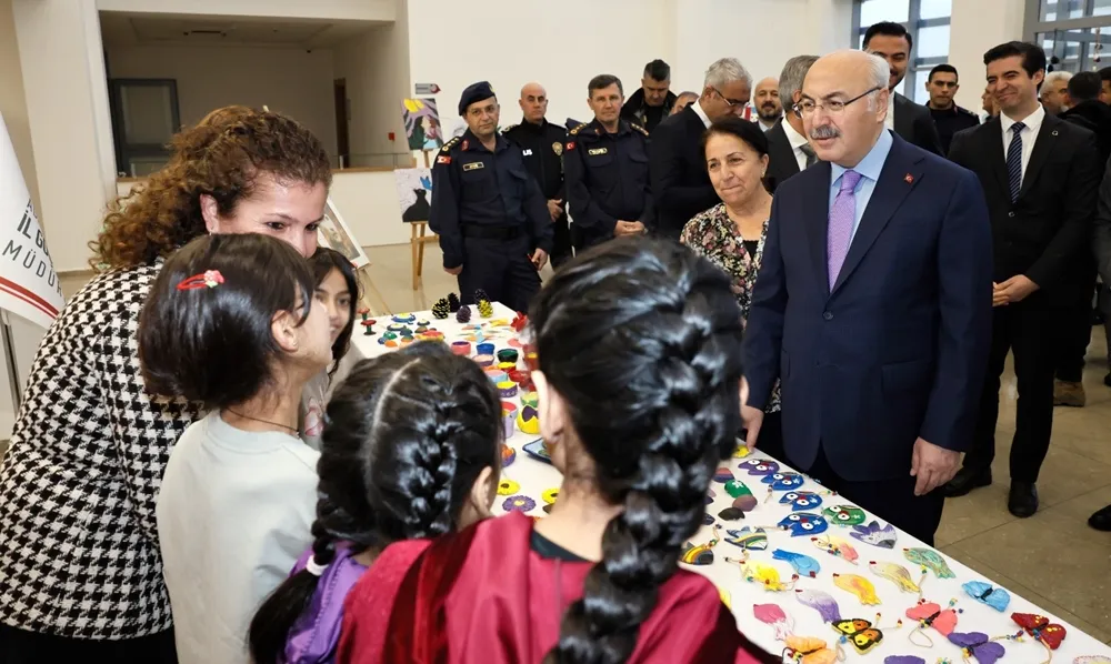 Vali Köşger’den Geri Gönderme Merkezine Ziyaret...