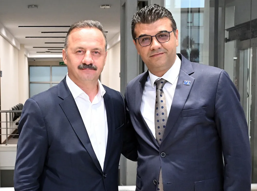 “Barzani Ziyaretinin Gölgesinde Devlet Ciddiyetine Büyük Darbe”