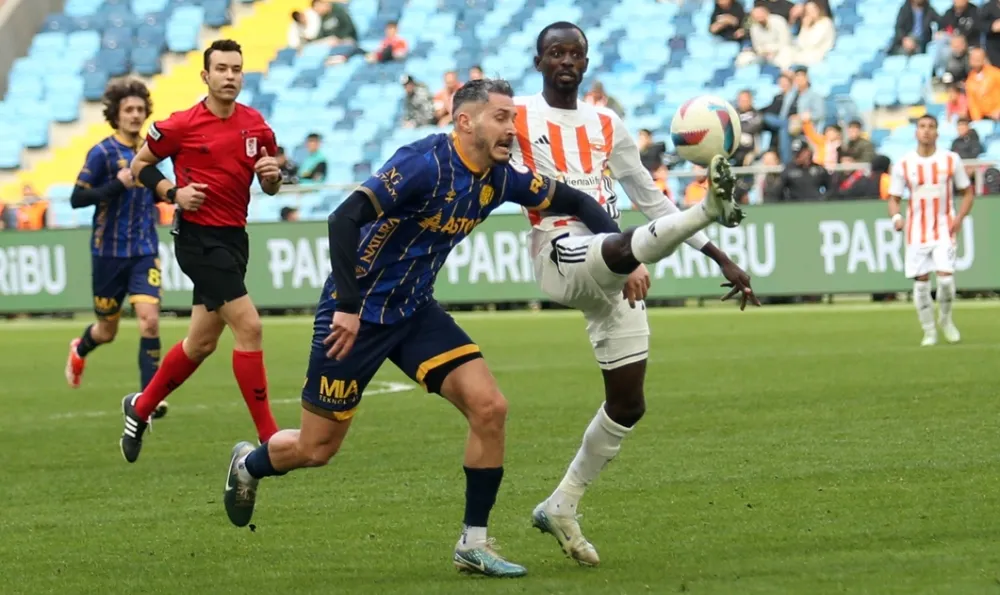 Adanaspor lige tutundu: 2-0