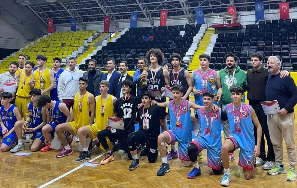 Şampiyon İçel Koleji  Mersin’i temsil edecek