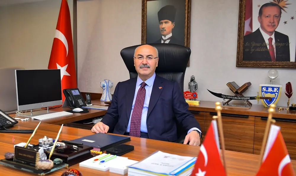 “Kadınlarımız geleceğimizi inşa eden hayatımıza yön veren mimarlardır