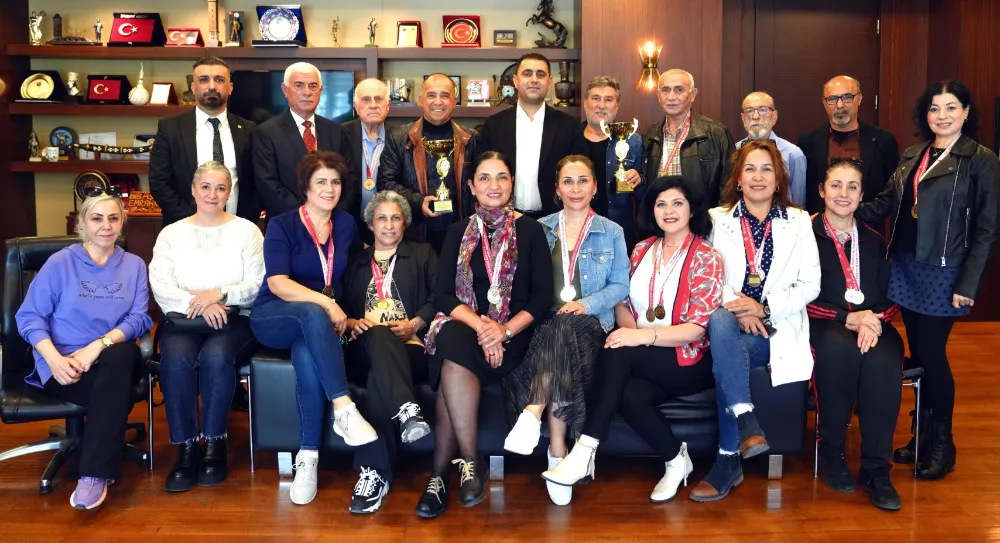 Şampiyonlardan Başkan Kozay’a teşekkür ziyareti...