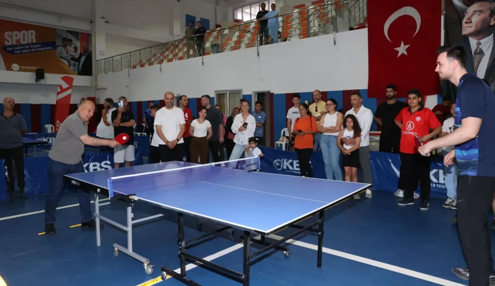 Yüreğir’de “19 Mayıs masa tenisi turnuvası” heyecanı yaşandı