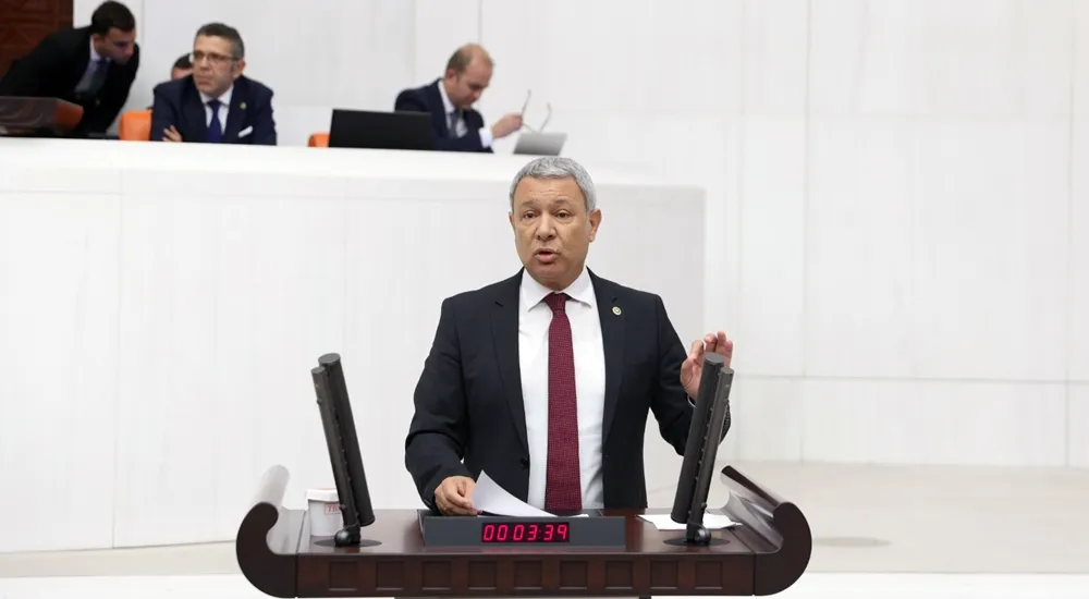 Orhan Sümer, “Gençlerin Umudu Eriyor, Gelecekten Umut Yok” 