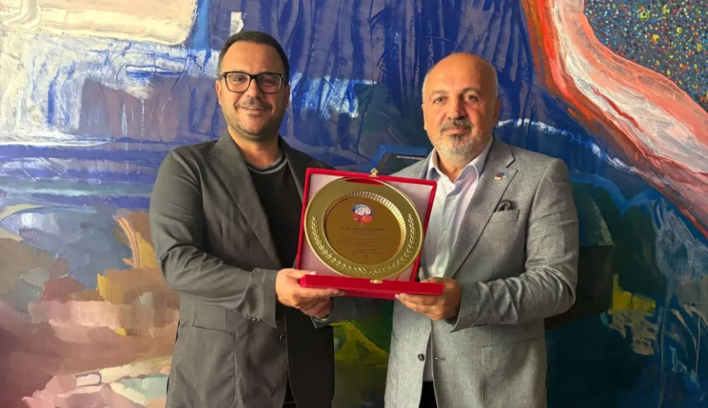 TSYD’den Gökhan Gündoğdu’ya plaket