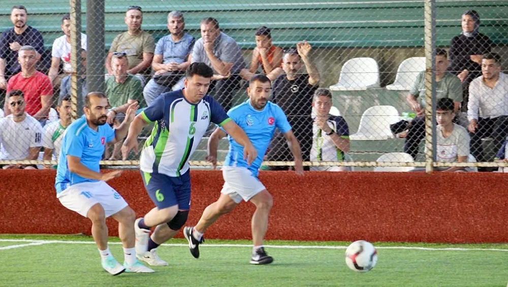 Yarı Finalde Nefesler Tutuldu, Finalistler Belli Oldu!