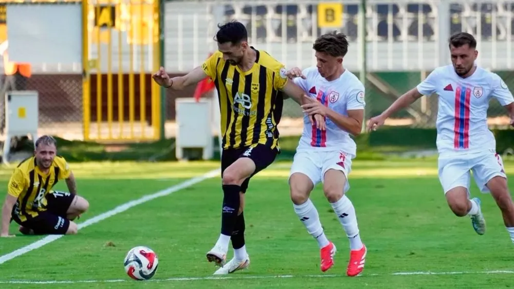 Adana 01 ile Altınordu Maçından Gol Sesi Çıkmadı: 0-0
