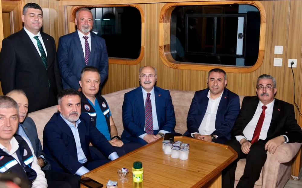 Güngör Geçer’den, Karataş ilçesinde yoğun mesai...