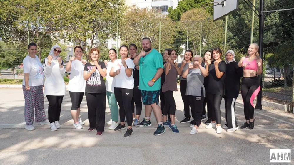 Çukurova Belediyesi’nden Hayalpark’ta Sabah Sporu Etkinliği