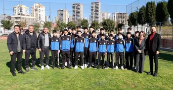 Seyhan Belediyespor U-14 Takımı Türkiye Şampiyonası İçin Konya’ya Uğurlandı