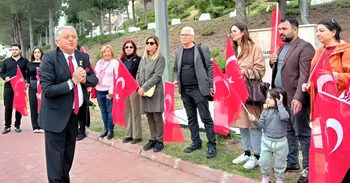 “Çanakkale” ruhuyla şiirler okuyup türküler söylediler