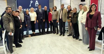 Anahtar Parti Adana İl Teşkilatı’ndan Anlamlı Aile İftarı