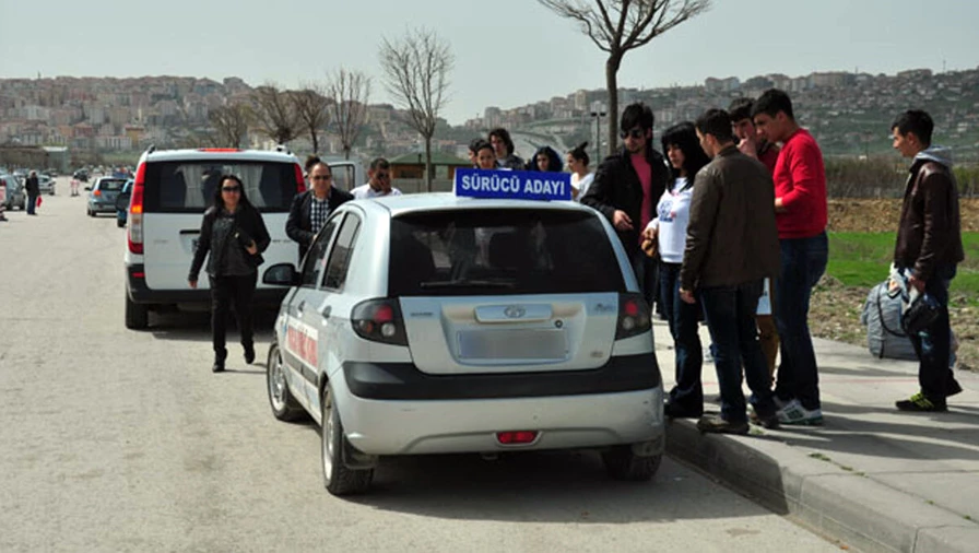 Sürücü kursları, katlanan maliyetler sebebiyle kapanıyor