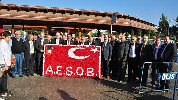 Cumhuriyet coşkusunu esnaflarda yaşadı