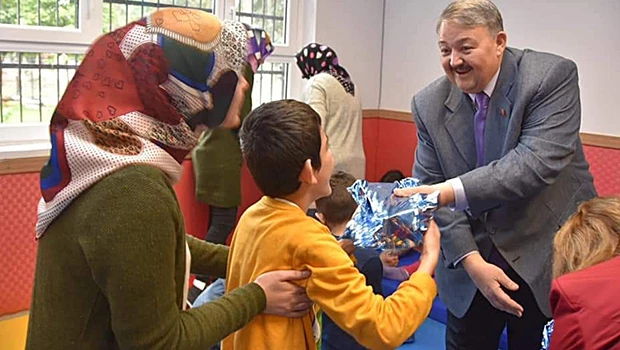 Boydak, özel çocukları sevindirdi...